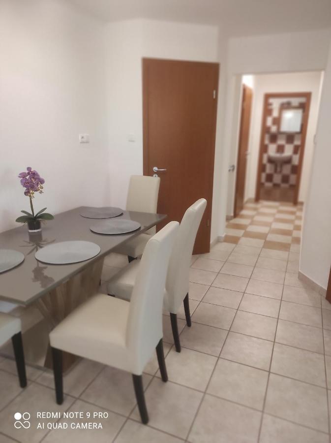 شقة Apartman Garden Cserkeszőlő المظهر الخارجي الصورة